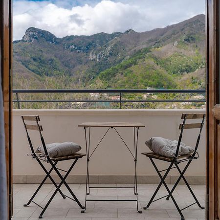 Bed and Breakfast Tra I Monti Tramonti Exteriér fotografie