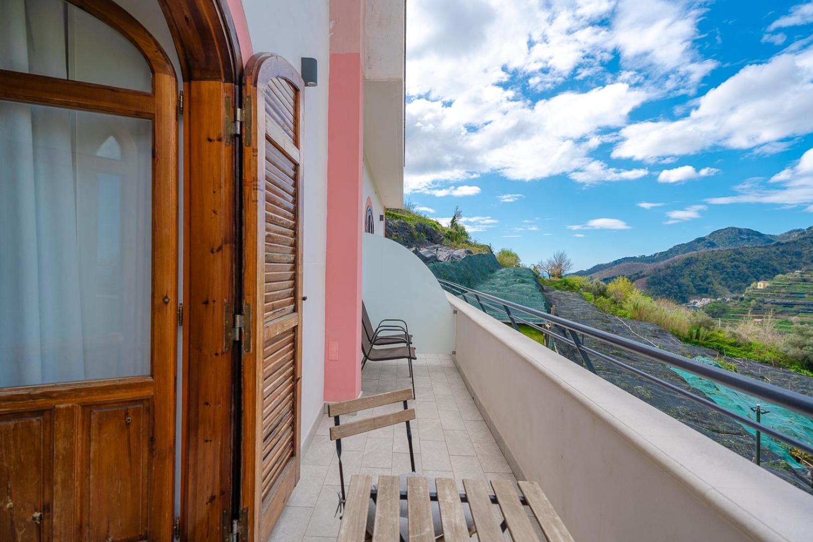 Bed and Breakfast Tra I Monti Tramonti Exteriér fotografie