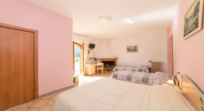 Bed and Breakfast Tra I Monti Tramonti Exteriér fotografie